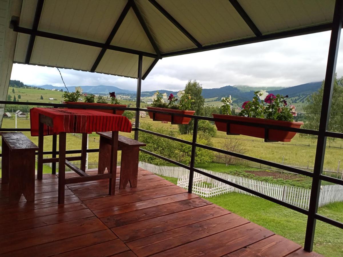 Casa Bucovina Dorna Candrenilor Ascutitele Eksteriør bilde